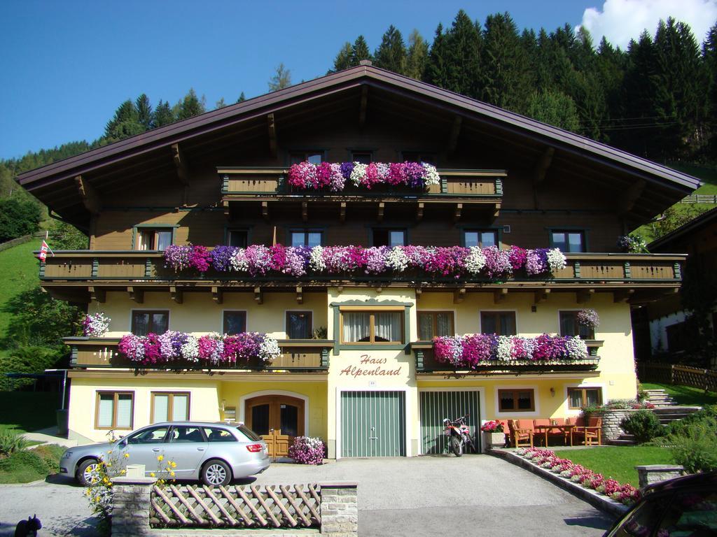 Haus Alpenland Hotel Wagrain Exterior photo